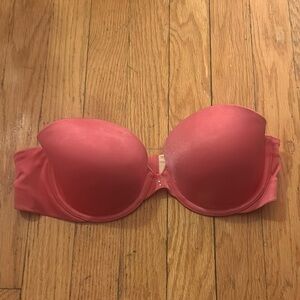 Vintage Victoria’s Secret Strapless Pink Bra 34C in pink